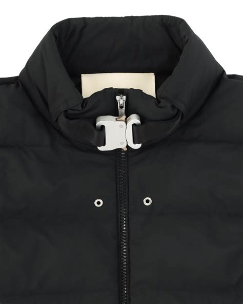 LIGHTWEIGHT BUCKLE PUFFER JACKET 